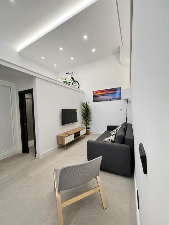 Apartment Castillejos 4 *